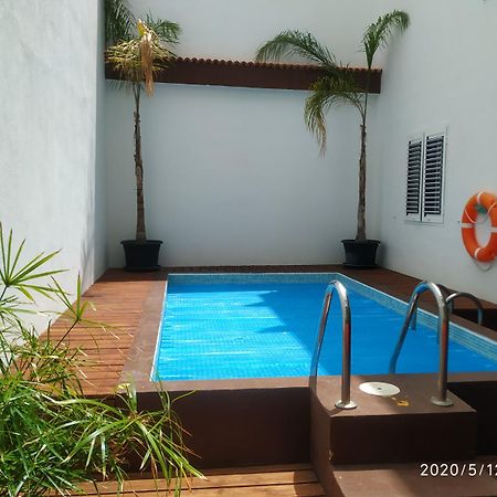 Apartamentos El Patio Los Llanos De Aridane Kültér fotó