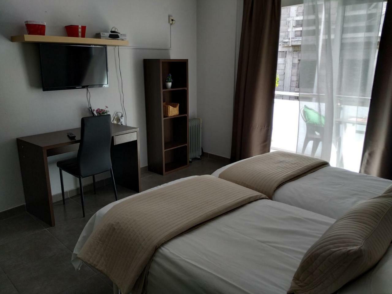 Apartamentos El Patio Los Llanos De Aridane Kültér fotó