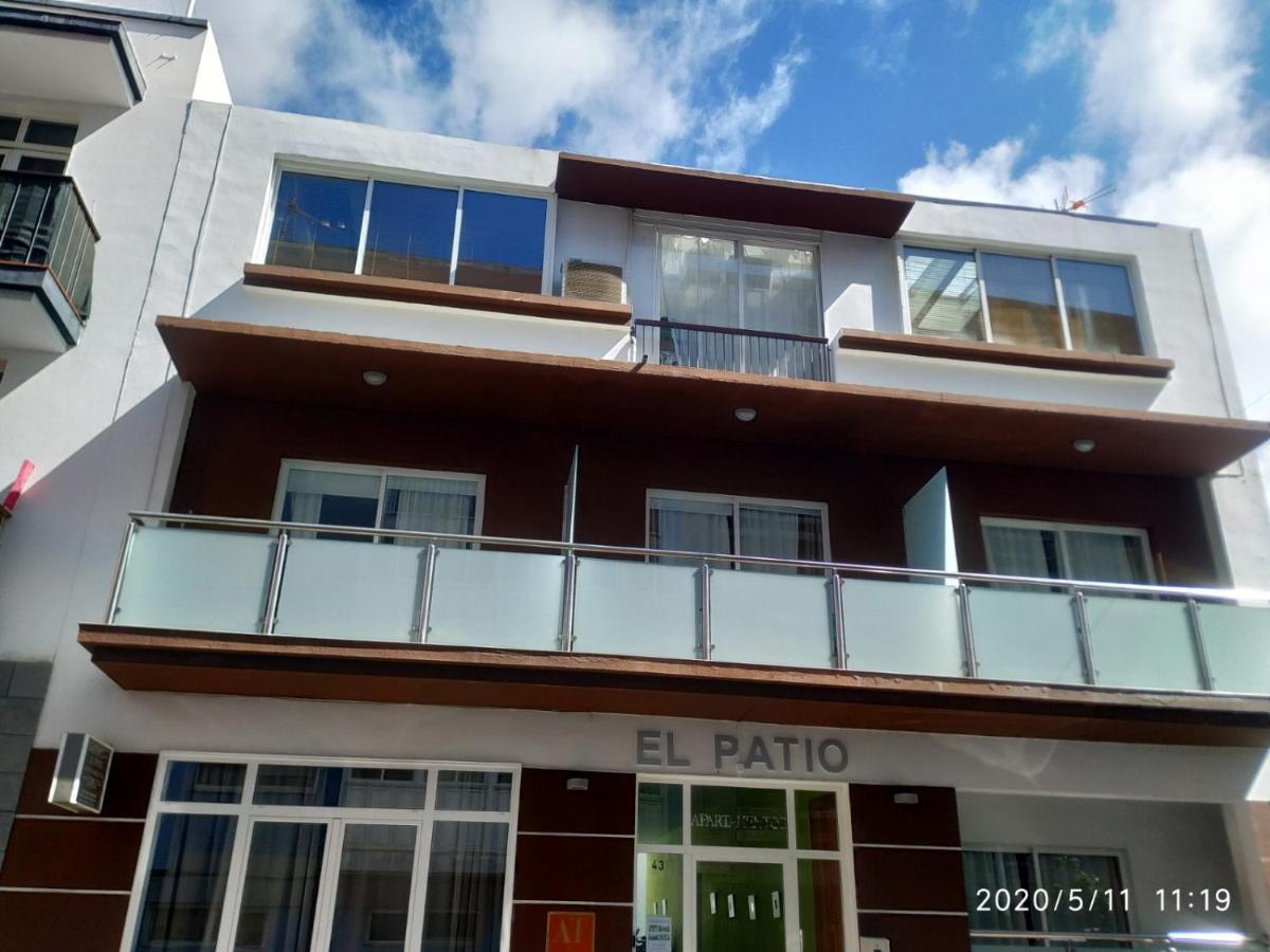 Apartamentos El Patio Los Llanos De Aridane Kültér fotó
