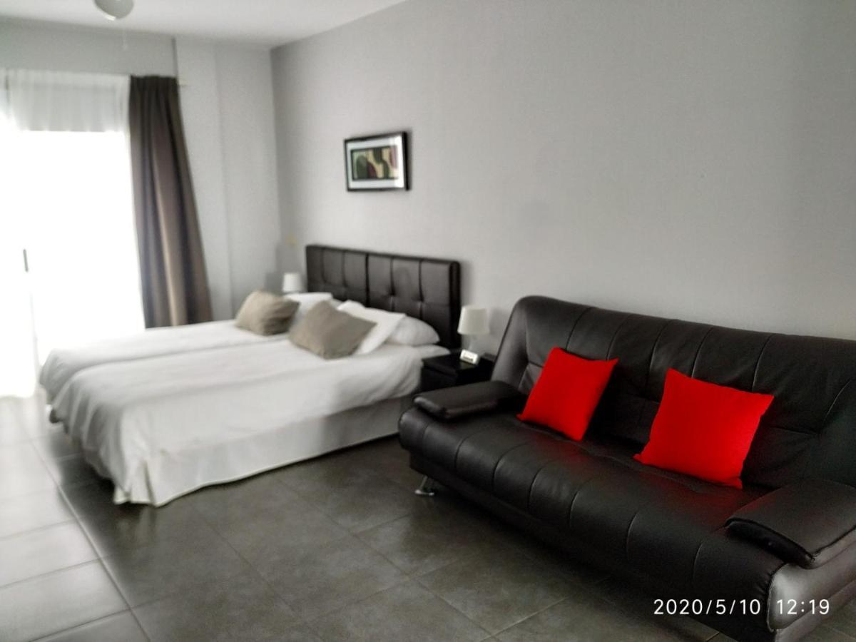 Apartamentos El Patio Los Llanos De Aridane Kültér fotó