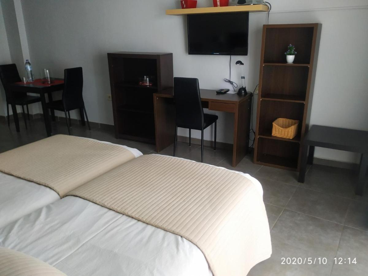 Apartamentos El Patio Los Llanos De Aridane Kültér fotó