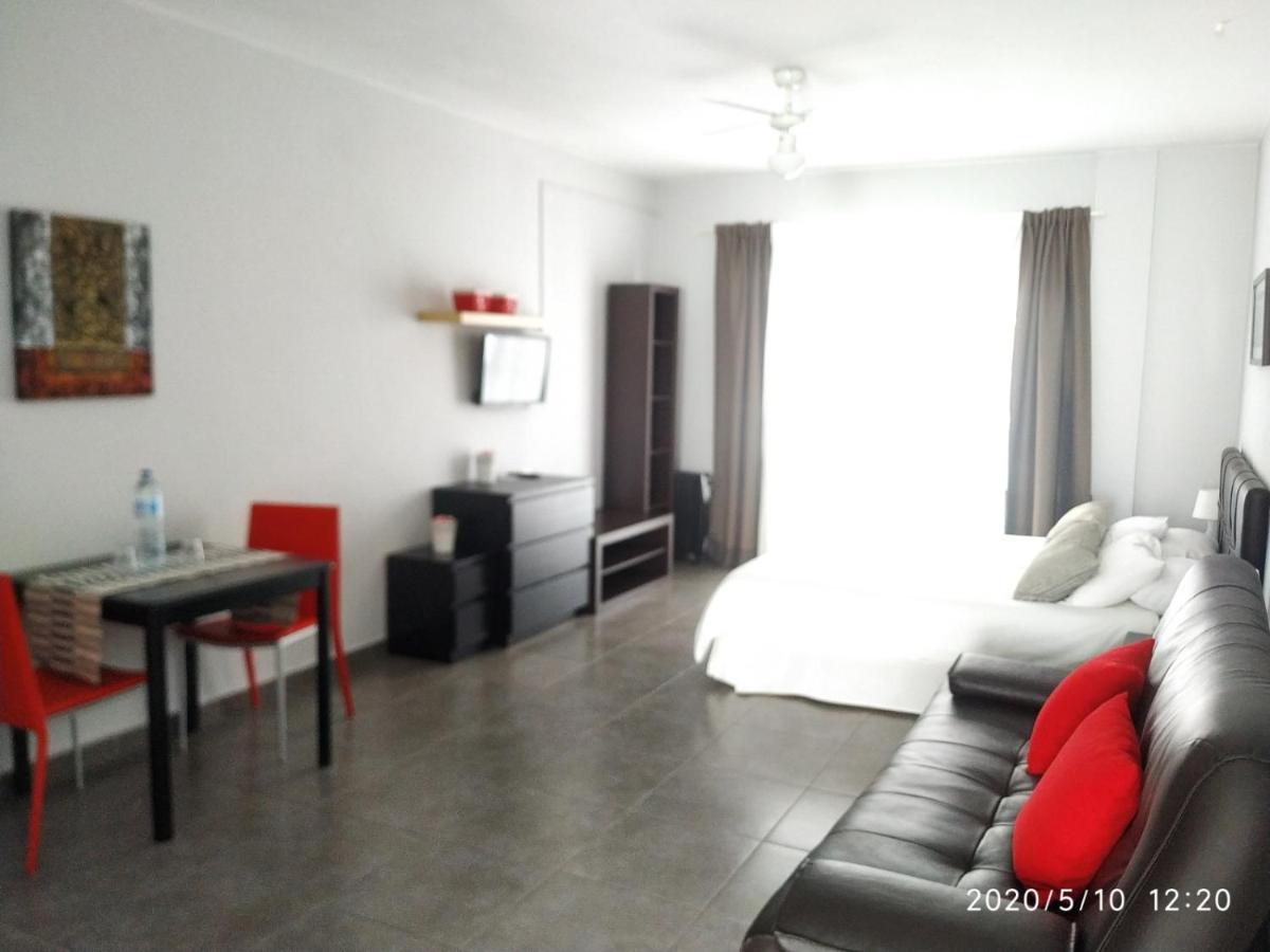 Apartamentos El Patio Los Llanos De Aridane Kültér fotó
